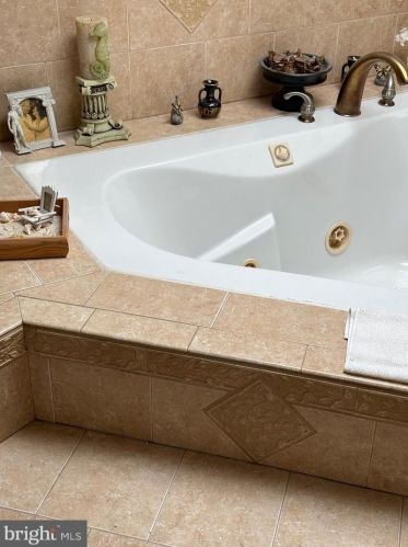 2160 Cumberland St, Philadelphia PA 19125-2245 exterior