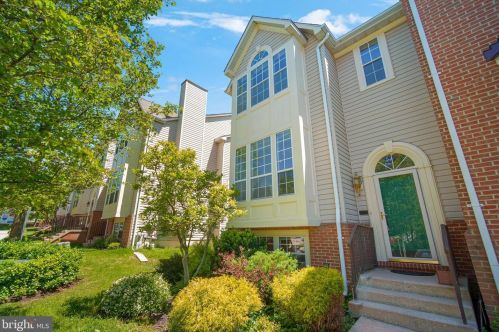 7665 Blueberry Hill Ln, Ellicott, MD 21043-7974