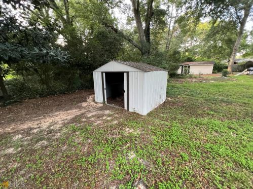 520 Forsyth St, Barnesville GA  30204-1417 exterior