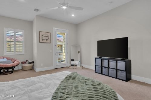 8969 8th Dr, Phoenix AZ  85021-8319 exterior