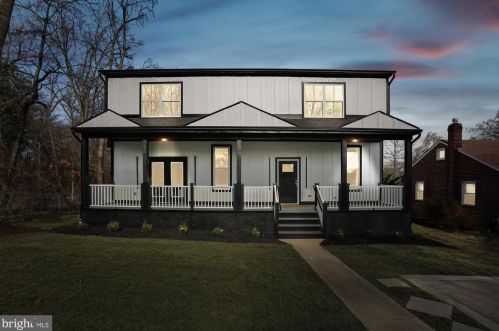 6615 Gude Ave, Silver Spring, MD 20912-4828