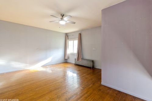 5312 California, Chicago IL 60625-3413 exterior