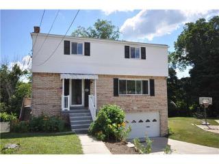 1792 Hollyrood Rd, Pittsburgh PA  15227-3726 exterior