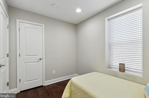 1304 18 St, Philadelphia PA 19140-1015 exterior