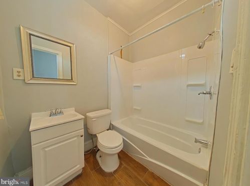 1422 Diamond St, Philadelphia PA 19122-1721 exterior