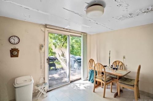 3 Fullin Rd, Norwalk CT 06851-3414 exterior