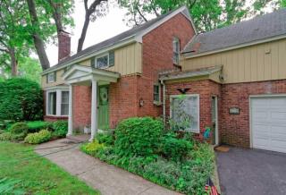 2149 Niskayuna Dr, Schenectady, NY 12309-4125