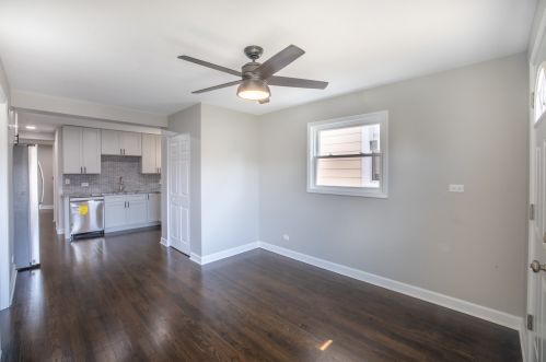 4572 Melvina Ave, Chicago IL  60630-3014 exterior