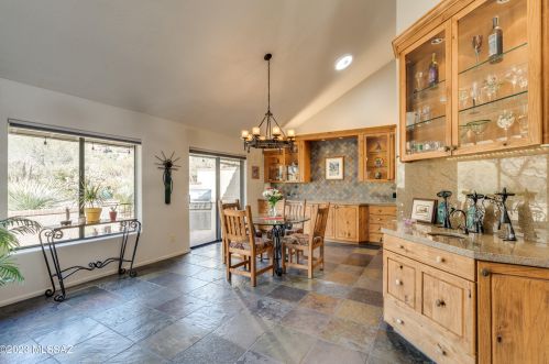 7141 Grey Fox Ln, Tucson AZ  85750-1376 exterior