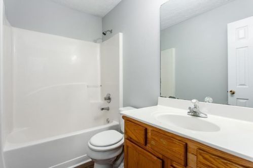 2232 Catalina Dr, Gainesville GA 30504-6067 exterior