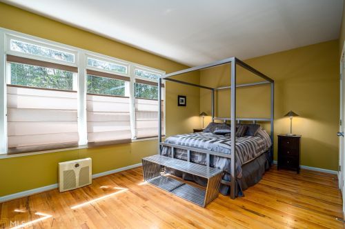 228 Bradberry St, Atlanta GA 30313-1305 exterior