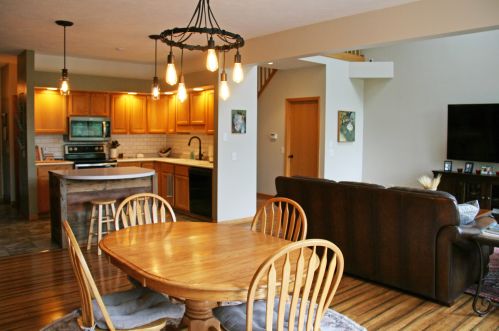 17932 Riverbluff Dr, Big Rapids MI  49307-9084 exterior