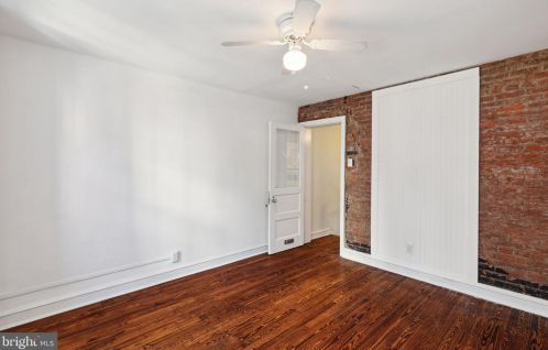 935 6th St, Philadelphia PA  19123-1405 exterior