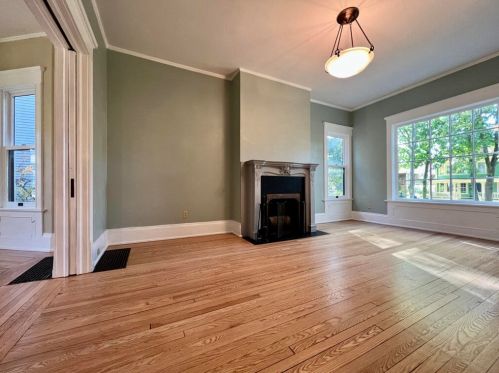 2834 Prospect Ave, Milwaukee WI  53211-3770 exterior