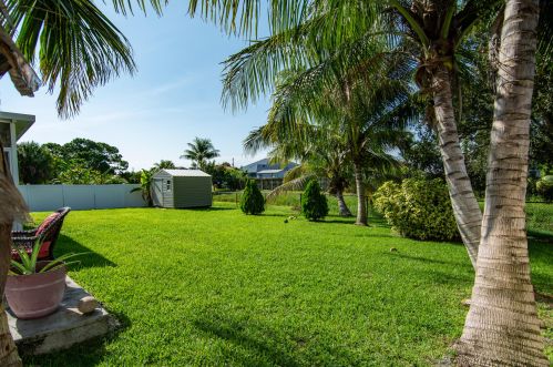 1080 Romaine Ln, Fort Pierce FL 34953-3675 exterior