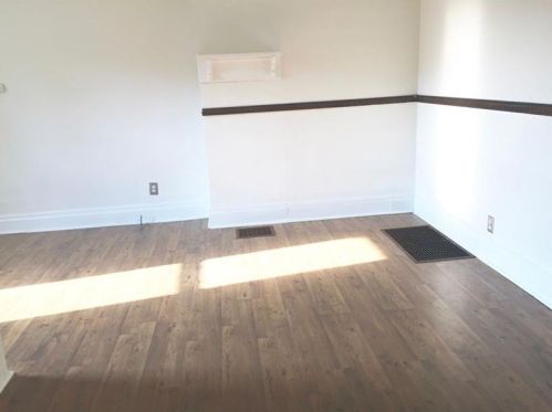 210 Mathilda St, Pittsburgh PA 15224-2143 exterior