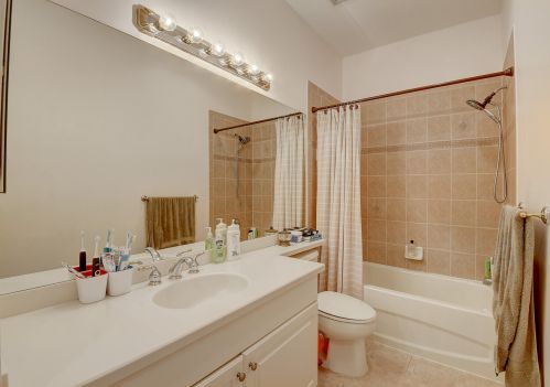 99 Nottingham Pl, Boynton Beach FL 33426-8428 exterior