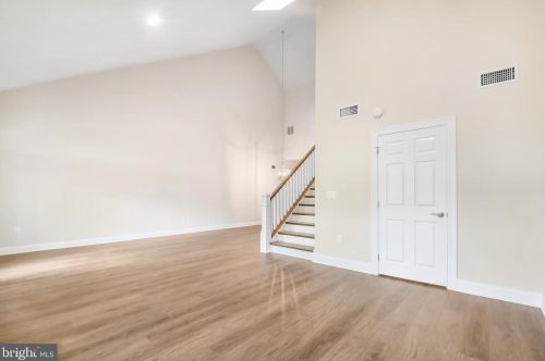 163 High Pointe Dr, Hummelstown PA  17036-8104 exterior