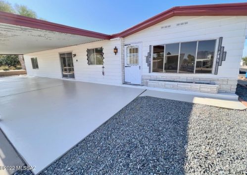 1757 Pacana Way, Green Valley AZ 85614-4354 exterior