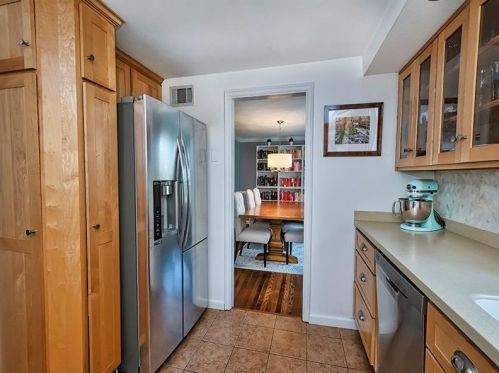 805 Fruithurst Dr, Pittsburgh PA 15228-2565 exterior