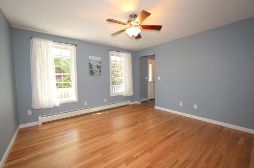 8 Graham Rd, Concord NH 03301-6900 exterior