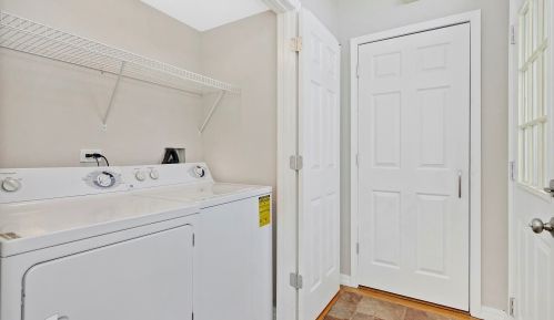 5946 Prairie Ave, Chicago IL  60637-1336 exterior