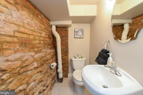 720 Marvine St, Philadelphia PA 19141-3417 exterior