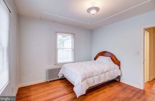 10 Clearview Ave, Trenton NJ 08619-1217 exterior