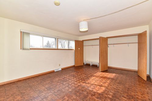 7119 Beloit Rd, Milwaukee WI 53219-1963 exterior