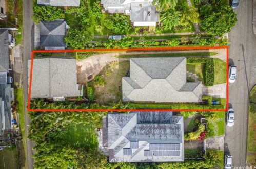 2336 Beckwith St, Honolulu, HI 96822-6911