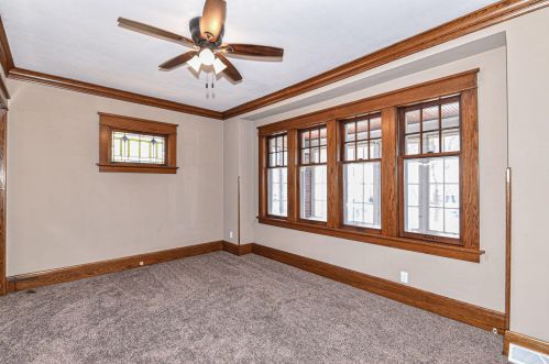 348 Howard Ave, Milwaukee WI 53235-4807 exterior