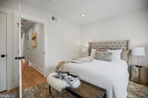 30 Adams St, Washington DC  20001-1026 exterior