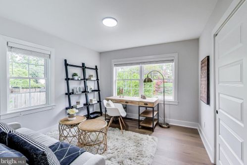 403 Dale Dr, Silver Spring MD  20910-5528 exterior