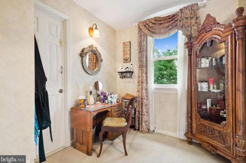 217 Vly Rd, Media PA 19063-5616 exterior