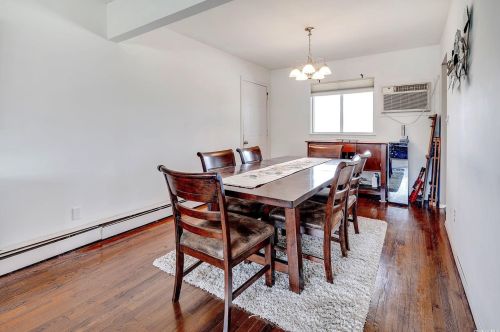 26 Raven Dr, Commack NY 11725-4707 exterior