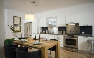 335 Congress St, Boston MA  02210 exterior