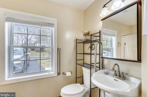 2804 Blazer Ct, Silver Spring MD 20906-2319 exterior