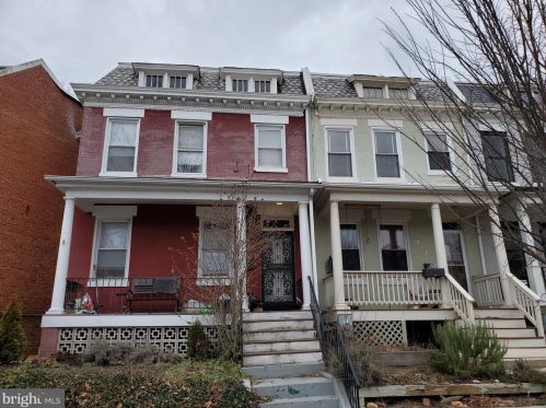 725 Quincy St, Washington DC  20017-3624 exterior