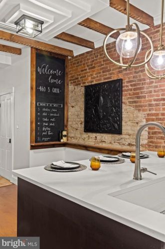 460 Queen St, Lancaster PA  17603-5618 exterior