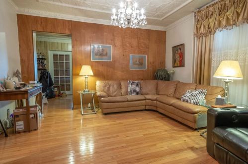 730 St, Union City NJ 07087-2427 exterior