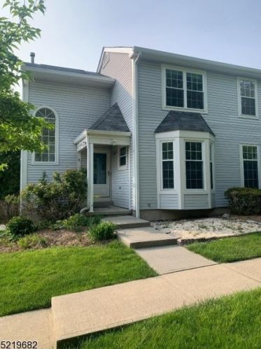 15 Green Heron Dr, Hackettstown NJ 07840-3302 exterior