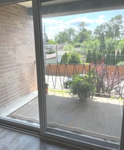 483 Larch Ave, Elmhurst IL  60126-2359 exterior