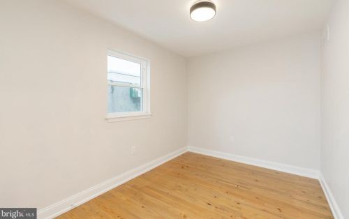 2233 Cedar St, Philadelphia PA  19125-2909 exterior