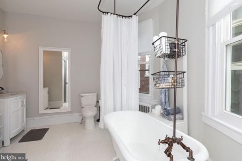 5213 Catharine St, Philadelphia PA 19143-2625 exterior