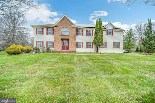 22 Ichabod Crane Ln, Montgomery, NJ 08502-4918