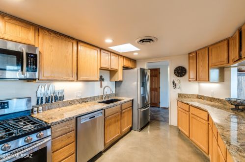 4150 La Cadena, Tucson AZ 85718-6148 exterior