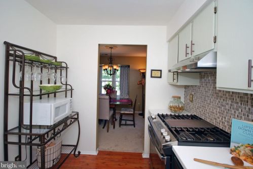 149 Wyndham Pl, Trenton NJ 08691-3130 exterior