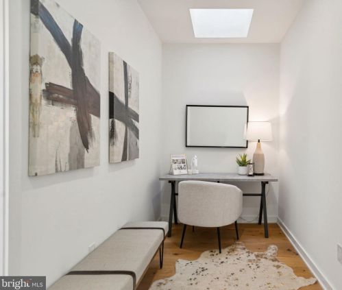 761 Cleveland St, Philadelphia PA 19146-2909 exterior