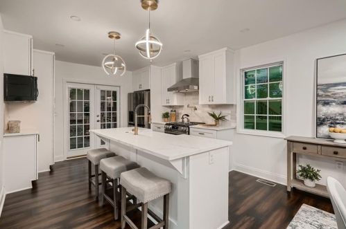 1415 Almont Dr, Atlanta GA 30310-3756 exterior