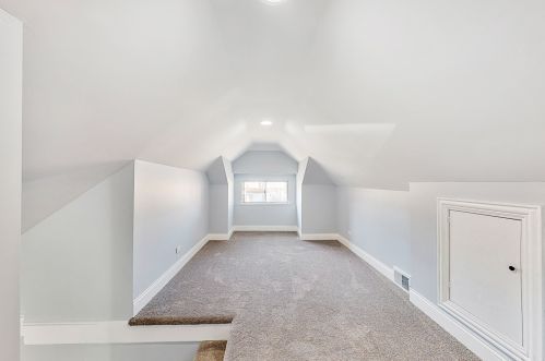 7821 Rhodes Ave, Chicago IL  60619-3013 exterior